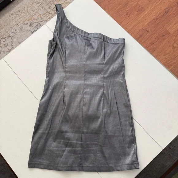 Granada Metallic Silver One-Shoulder Ruched Party Dress Rhinestone Strap Formal - Picture 6 of 6